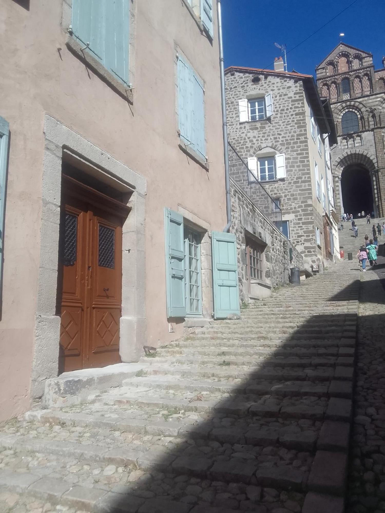 Le Relax Max Apartman Le Puy-en-Velay Kültér fotó