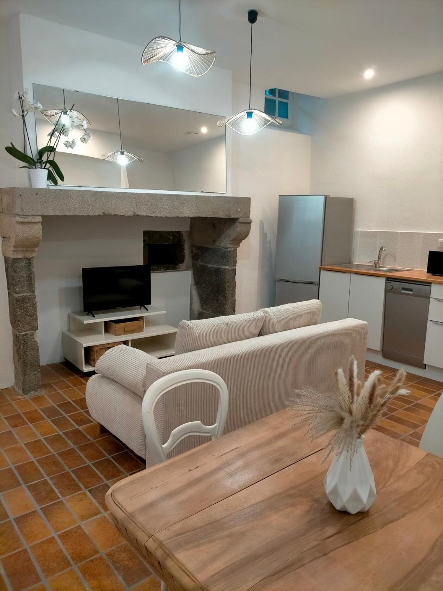Le Relax Max Apartman Le Puy-en-Velay Kültér fotó